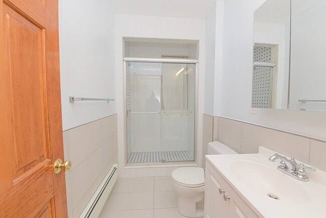 Building Photo - 315 St Paul St