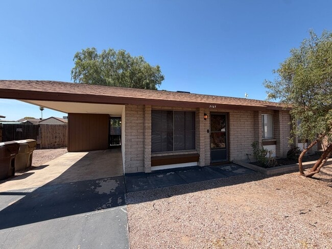 Building Photo - 3Bed 1 Bath Peoria House