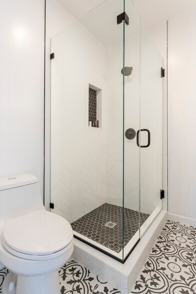 Bathroom #1 - 329 N Alexandria Ave