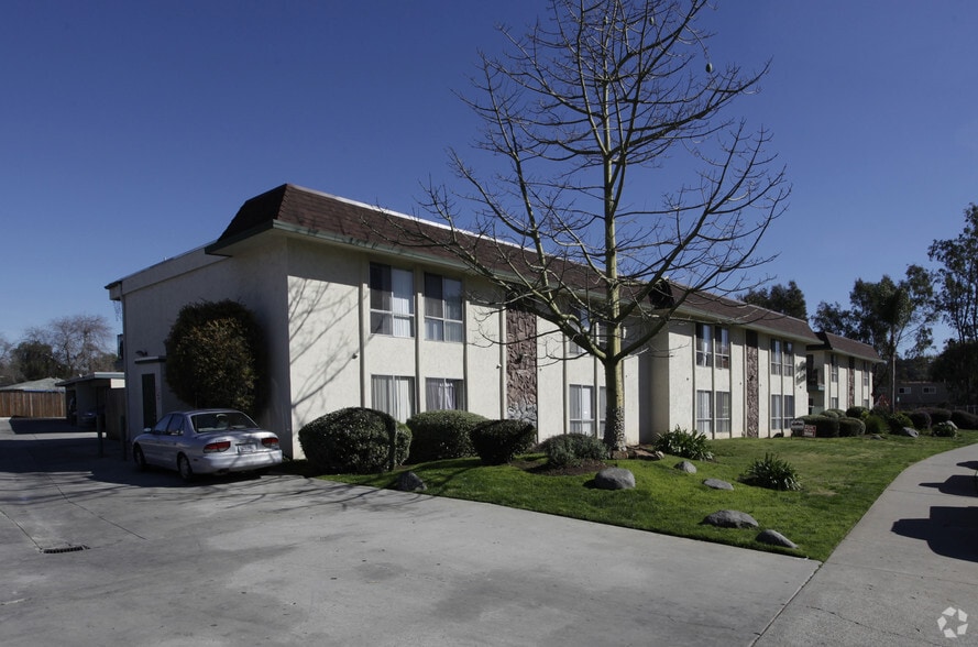 Building Photo - Arroyo Escondido Apartments