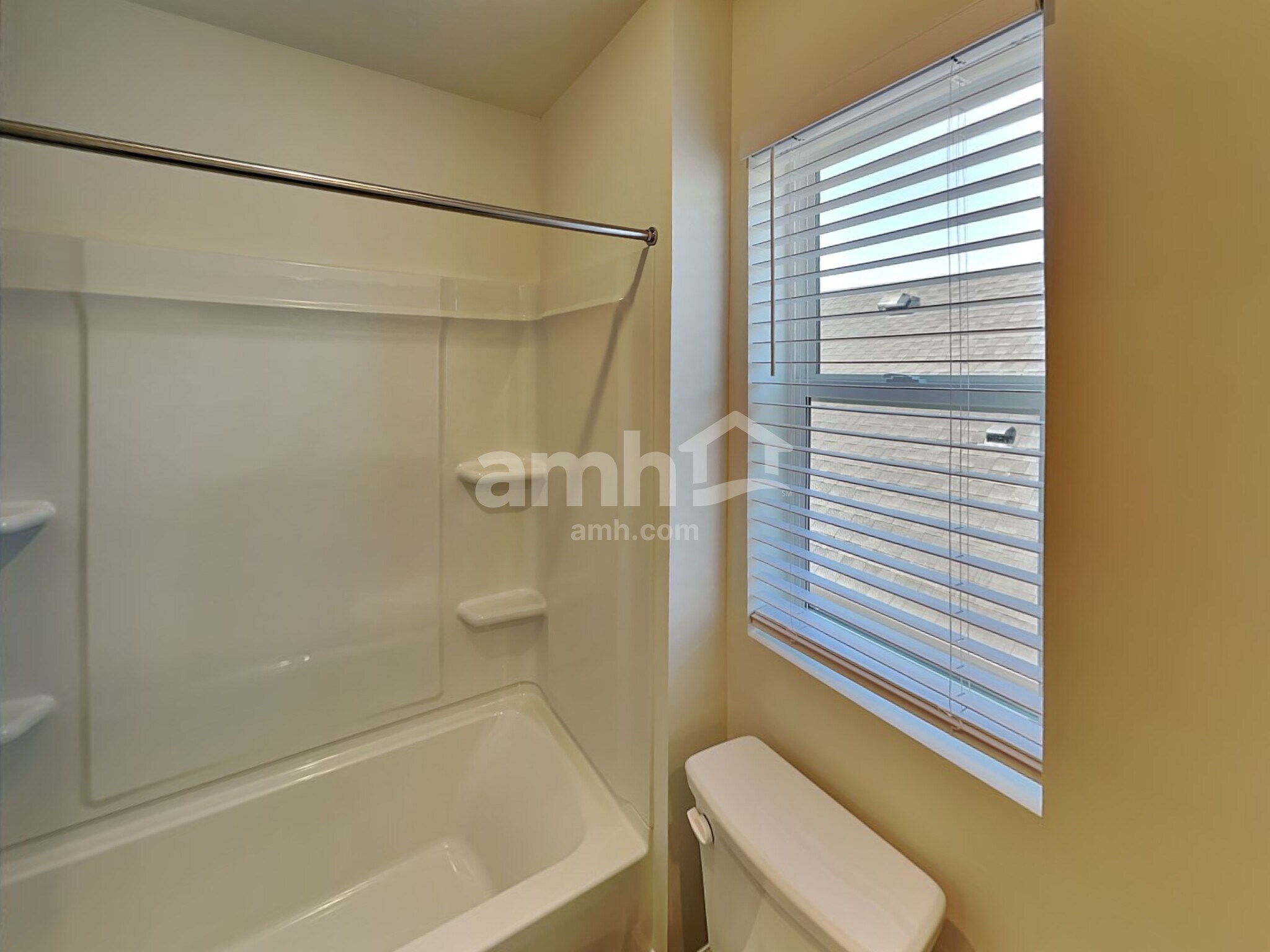 Building Photo - 11091 S Blue Bayou Dr