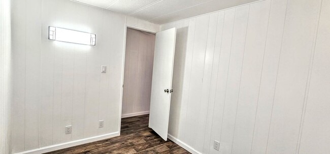 Building Photo - Rancho De Oro