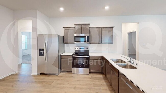 Building Photo - 11155 N 82nd Dr