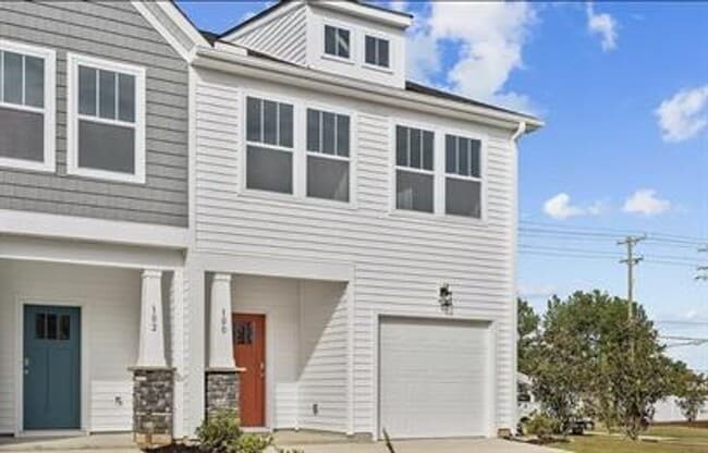 Building Photo - 100 Marston Ln