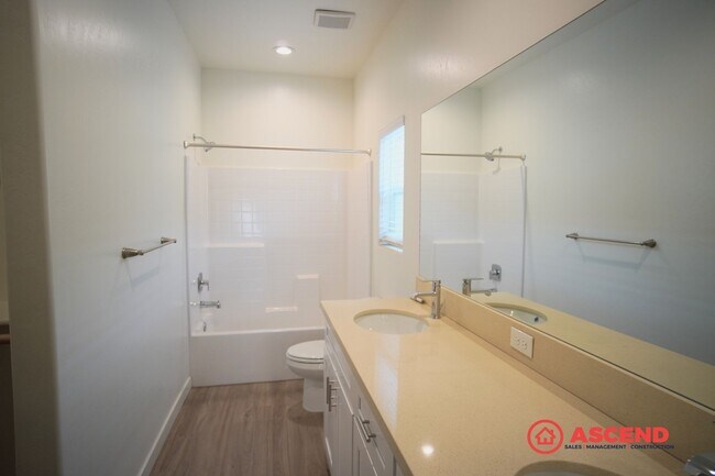 Building Photo - 8400 Frankie Lou St