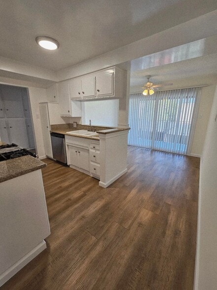 Building Photo - 8919 Longden Ave