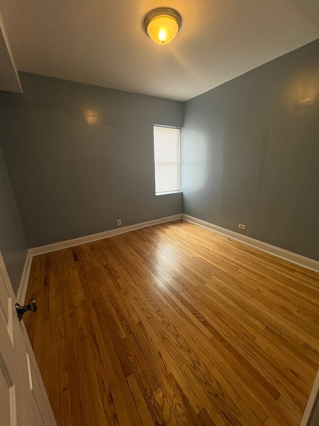 Building Photo - 4147 W Arthington St