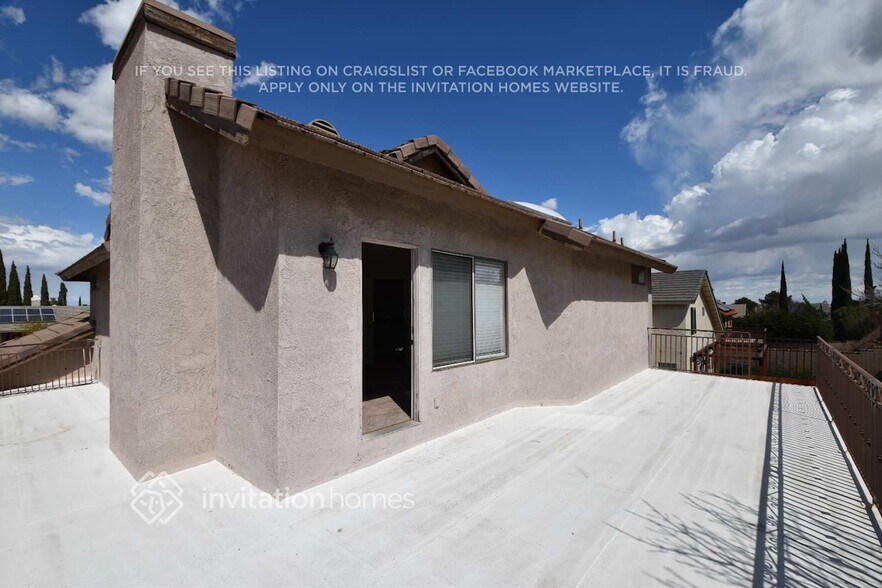 Building Photo - 3100 Regency Way