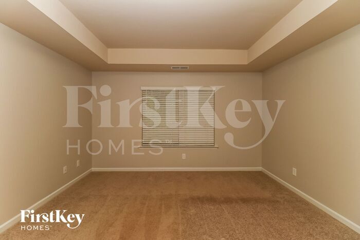 Building Photo - 205 Southwind Cir