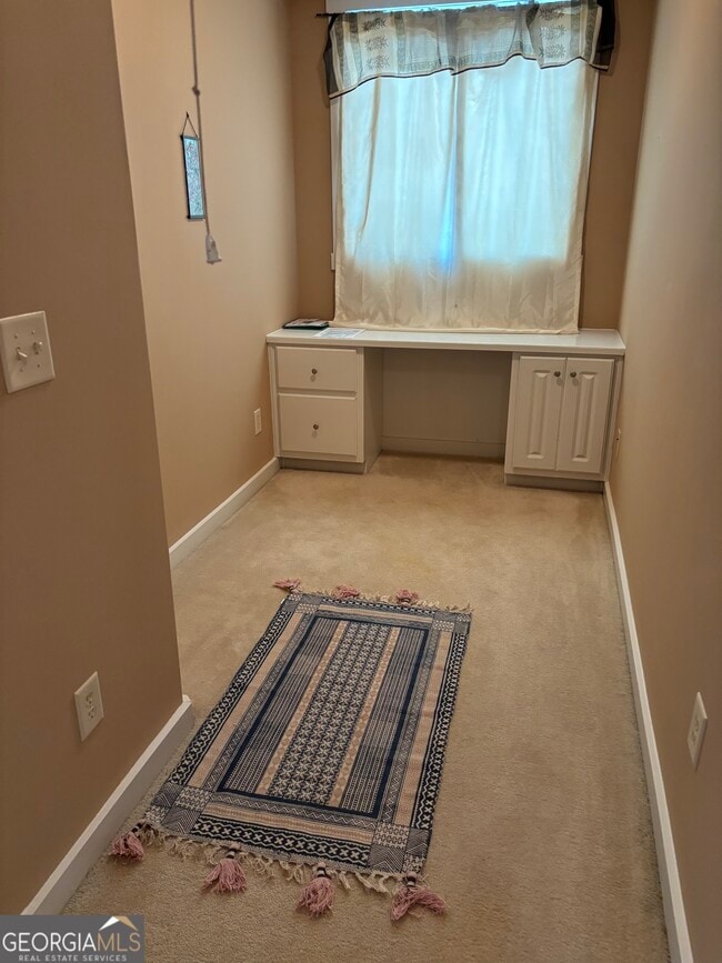 Building Photo - 137 Putters Dr