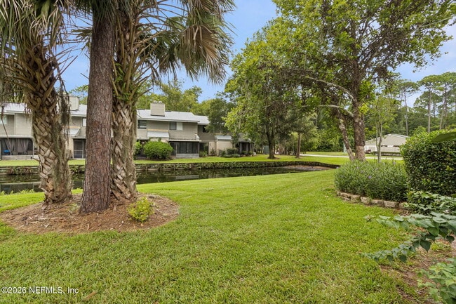 Building Photo - 7623 Baymeadows Cir W