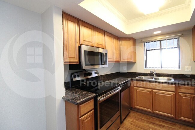 Building Photo - 3435 W Danbury Dr