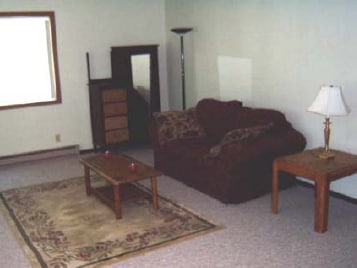 Building Photo - Meadowland Apartments
