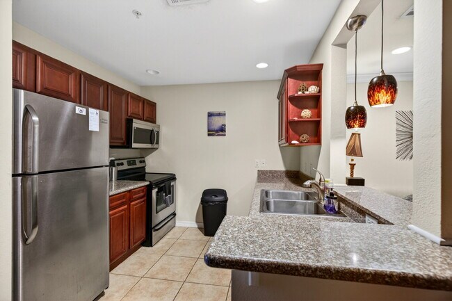 Building Photo - TDY Special! 1/1 fully furnished