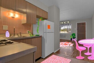Building Photo - 4419A Donovan Ave.