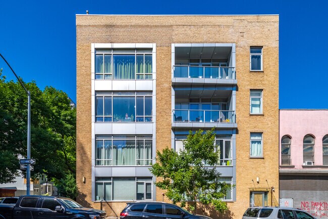 Building Photo - Concord