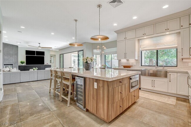 Building Photo - 1266 Imperia Dr