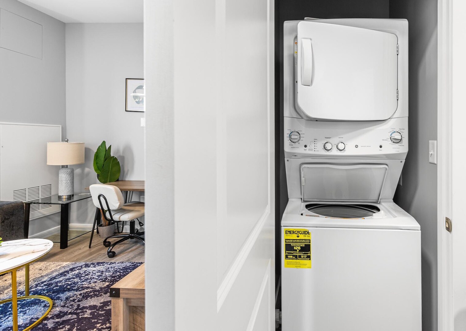 Building Photo - 95 Broadway-SI ID1240343P