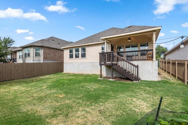 Building Photo - 404 Red Matador Ln
