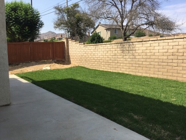 Building Photo - Nice Corona Hills Home