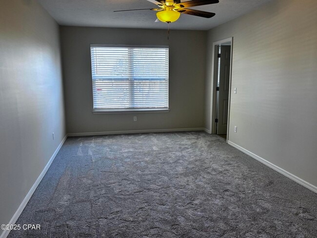 Building Photo - 6588 Harbour Blvd