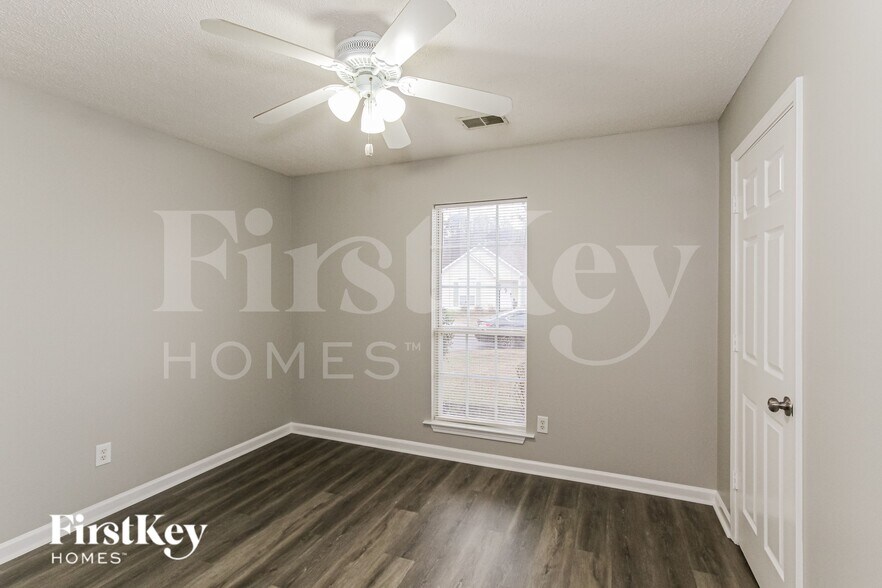 Building Photo - 2004 Plantation Pkwy