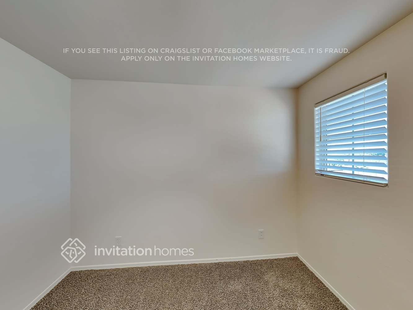 Building Photo - 320 N 56th Pl
