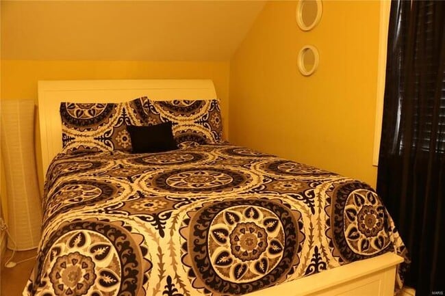 Building Photo - Fantastic 4bd/4ba home! Let yourself in!