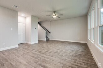 Building Photo - 3122 Lucia Wy