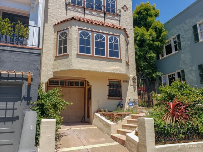 Building Photo - 2808 Clay St