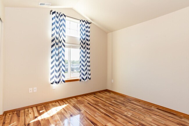 Building Photo - 11568 SE 170th Ct