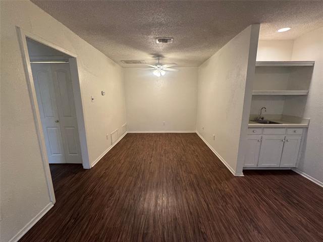 Building Photo - 701 Boyd Dr