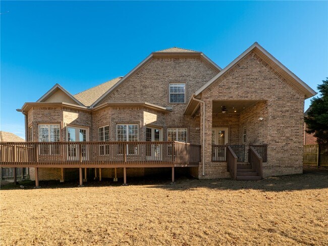 Building Photo - 5106 S Sloan Cir