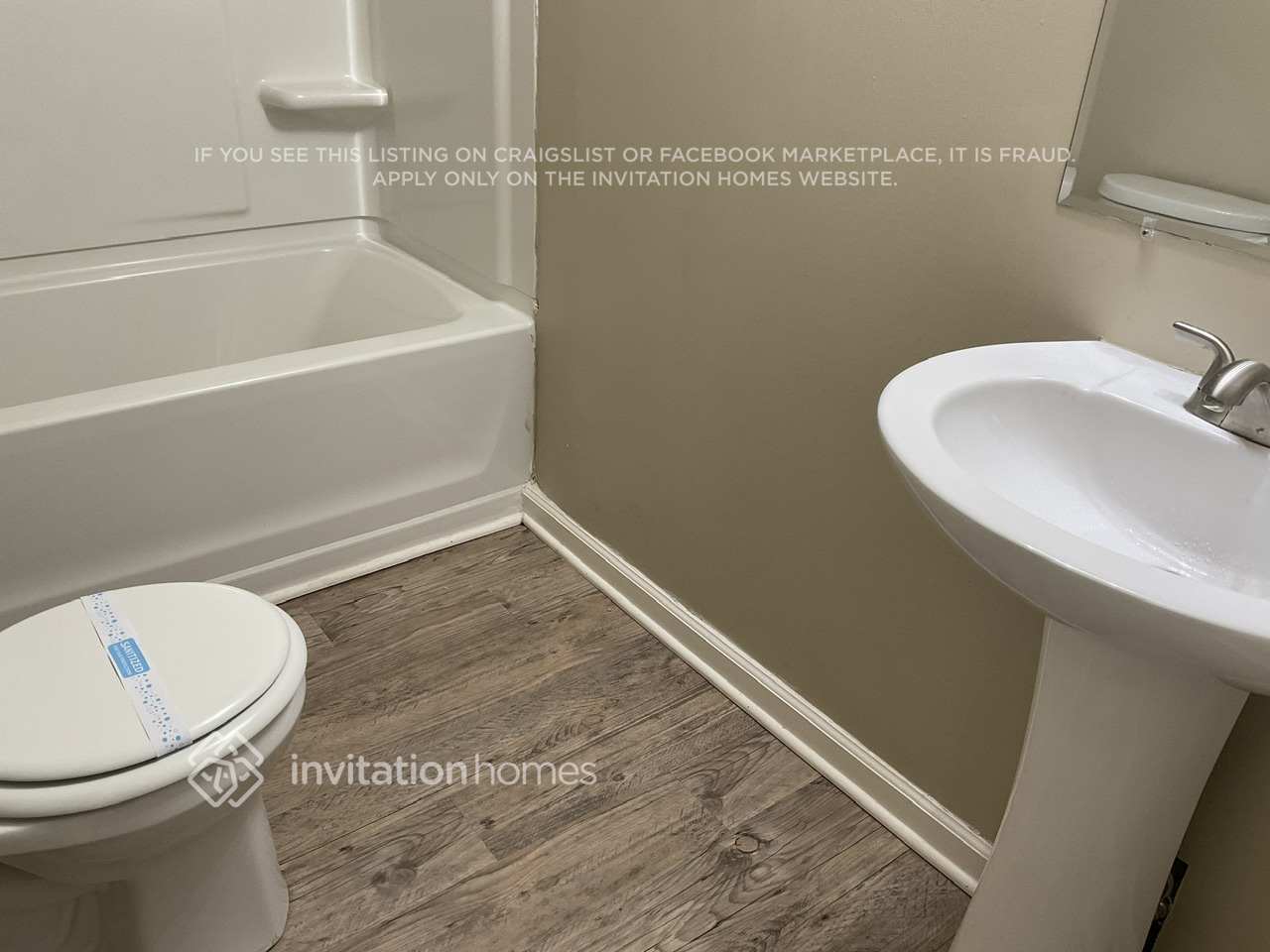 Building Photo - 9455 Pebble Creek Ct