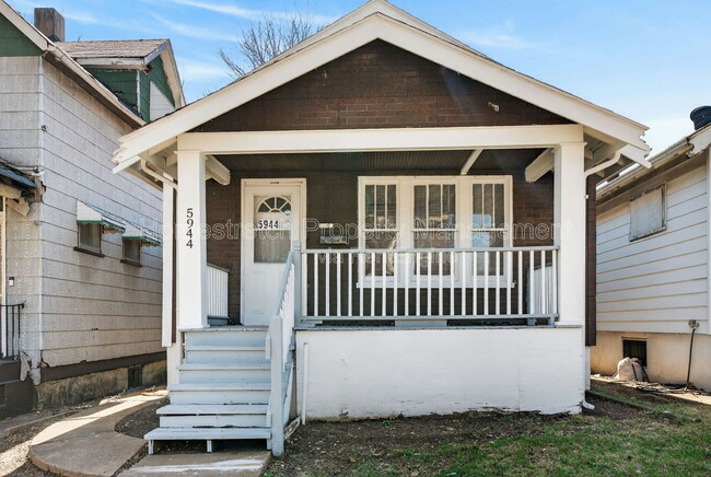 Building Photo - 5944 Thekla Ave