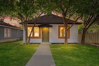 Building Photo - 226 Porter St