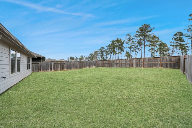 Building Photo - 40522 Winter Grass Bnd