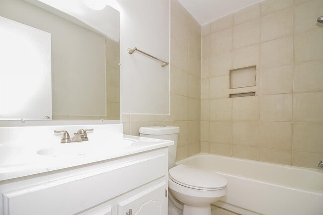 Building Photo - 7107 Butterfly Dr