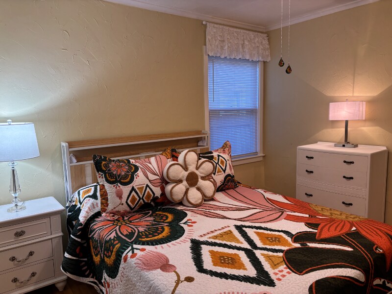 Building Photo - 11724 Alta Vista Ave