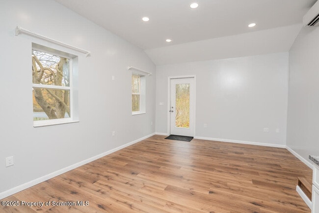 Building Photo - 240 Craig Rd