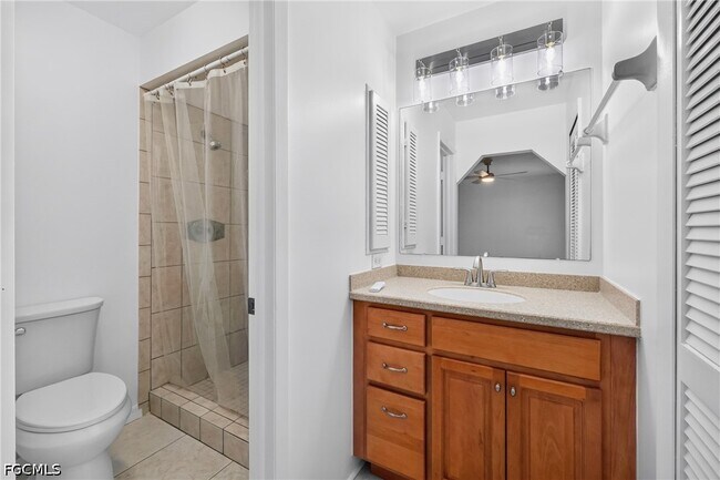 Building Photo - 4708 SW 8th Pl