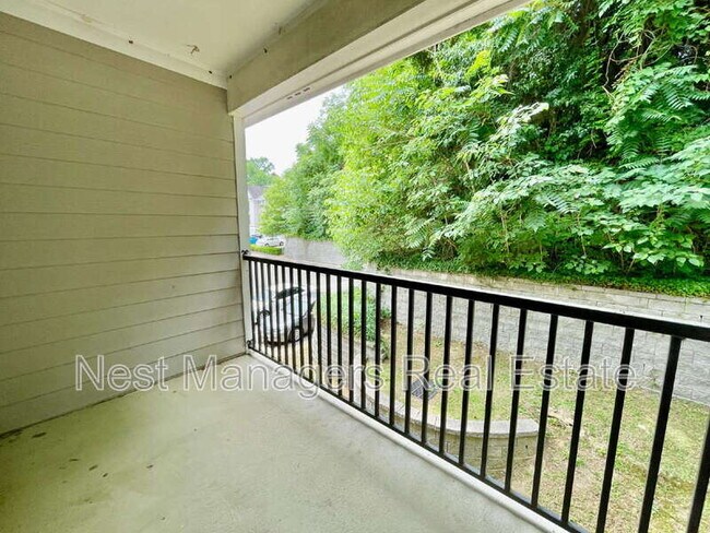 Building Photo - 206 Fountainhead Ln