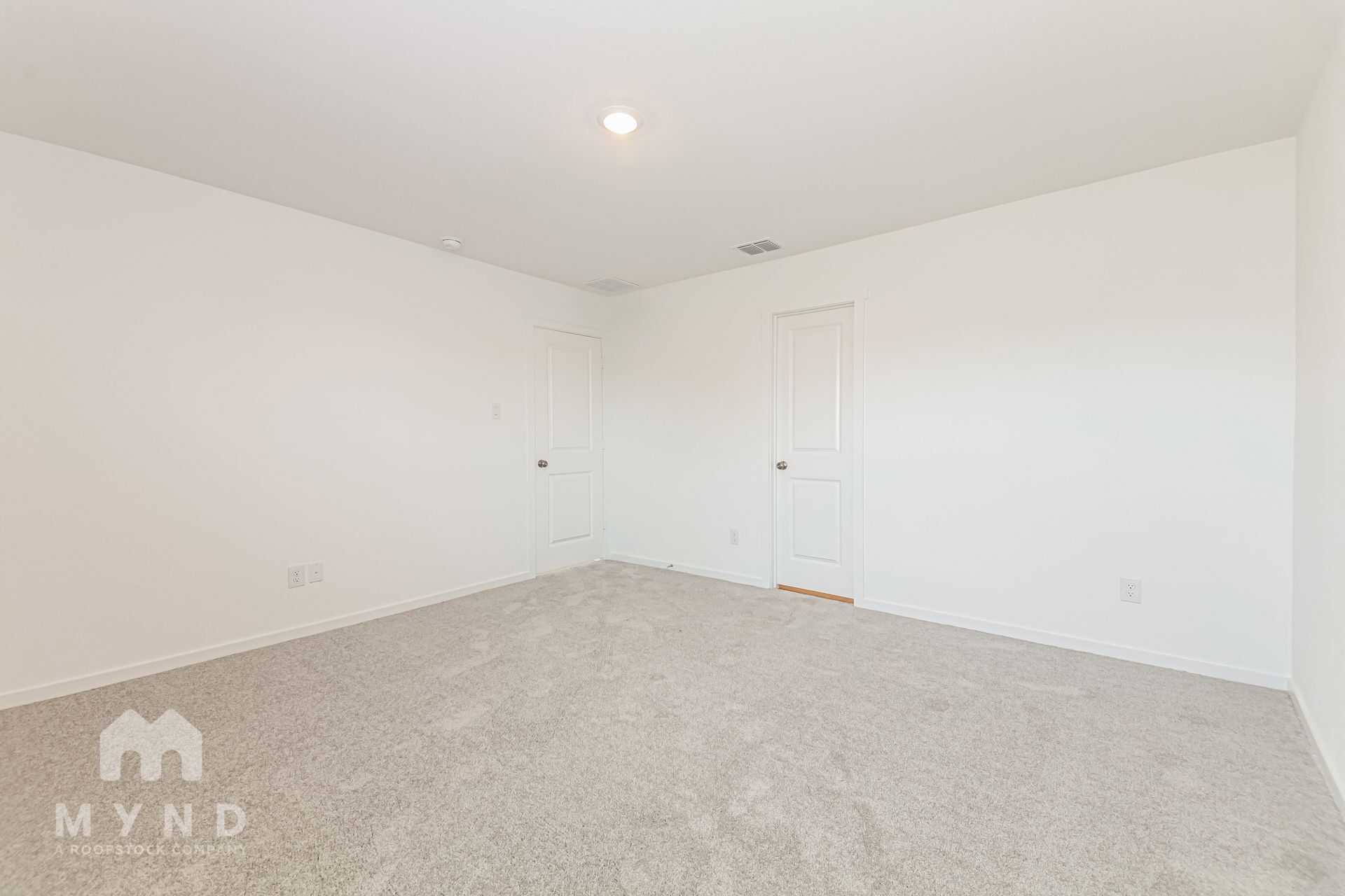 Building Photo - 1238 Basswood Dr