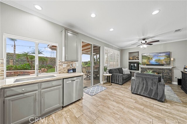 Building Photo - 28470 Rodgers Dr