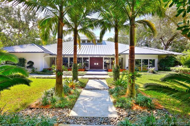 Building Photo - 5520 Oakwood Ln
