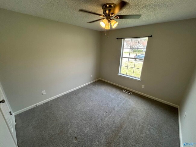 Building Photo - 109 Portal Ln