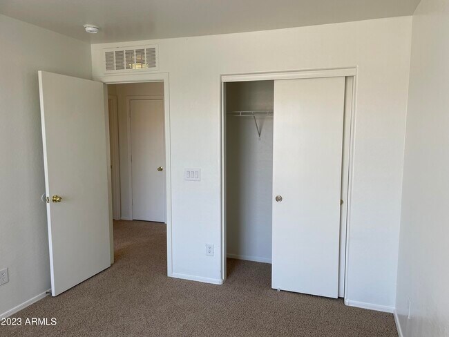 Building Photo - 23576 W Pecan Rd