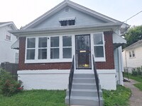 Building Photo - 737 Iowa Ave