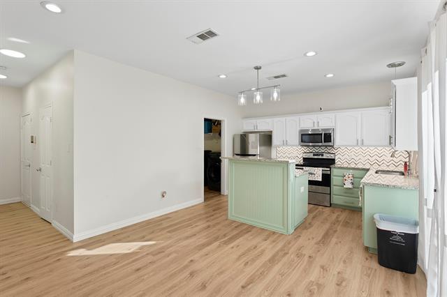 Building Photo - 5921 Ash Flat Dr