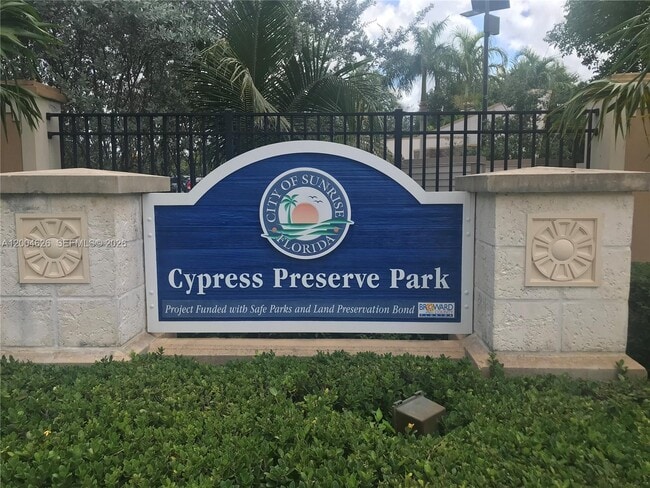 Building Photo - 3825 NW 90th Ave